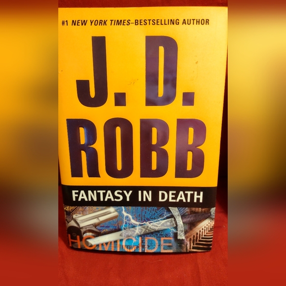 2 Nora Roberts Writing as J.D. Robb Novels ( Death Series ) - Picture 3 of 9
